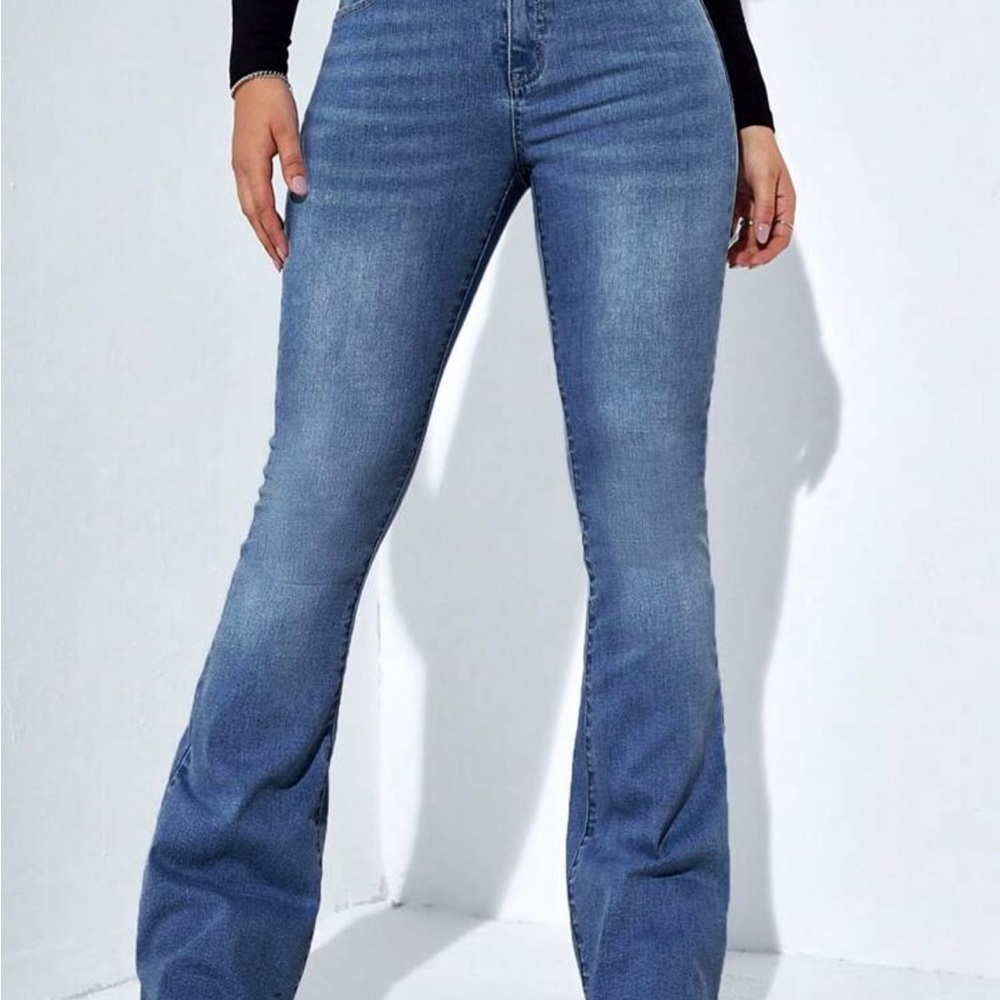 SHEIN Blue Flare & Wide Leg Jeans with Stretch